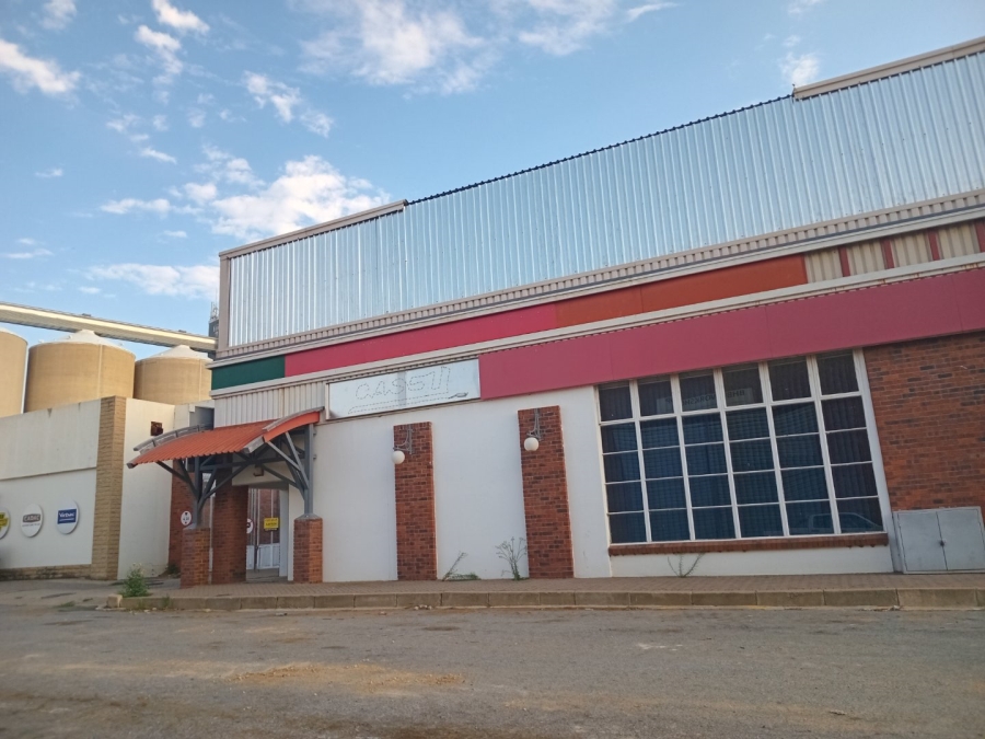  Bedroom Property for Sale in Hoopstad Free State